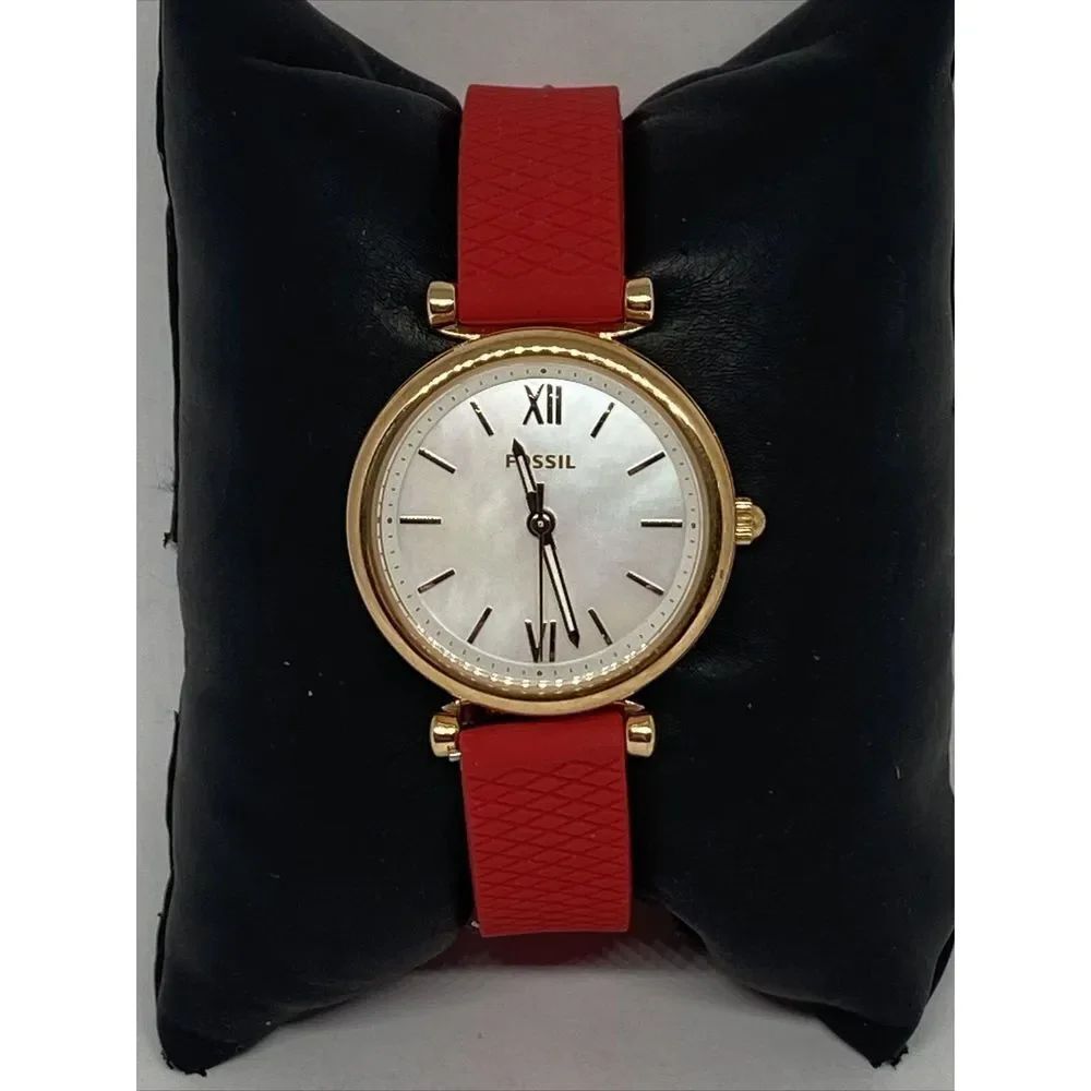Fossil Carlie ES4433 Wome's Red Silicone Analog Silver Dial Quartz Watch WO78